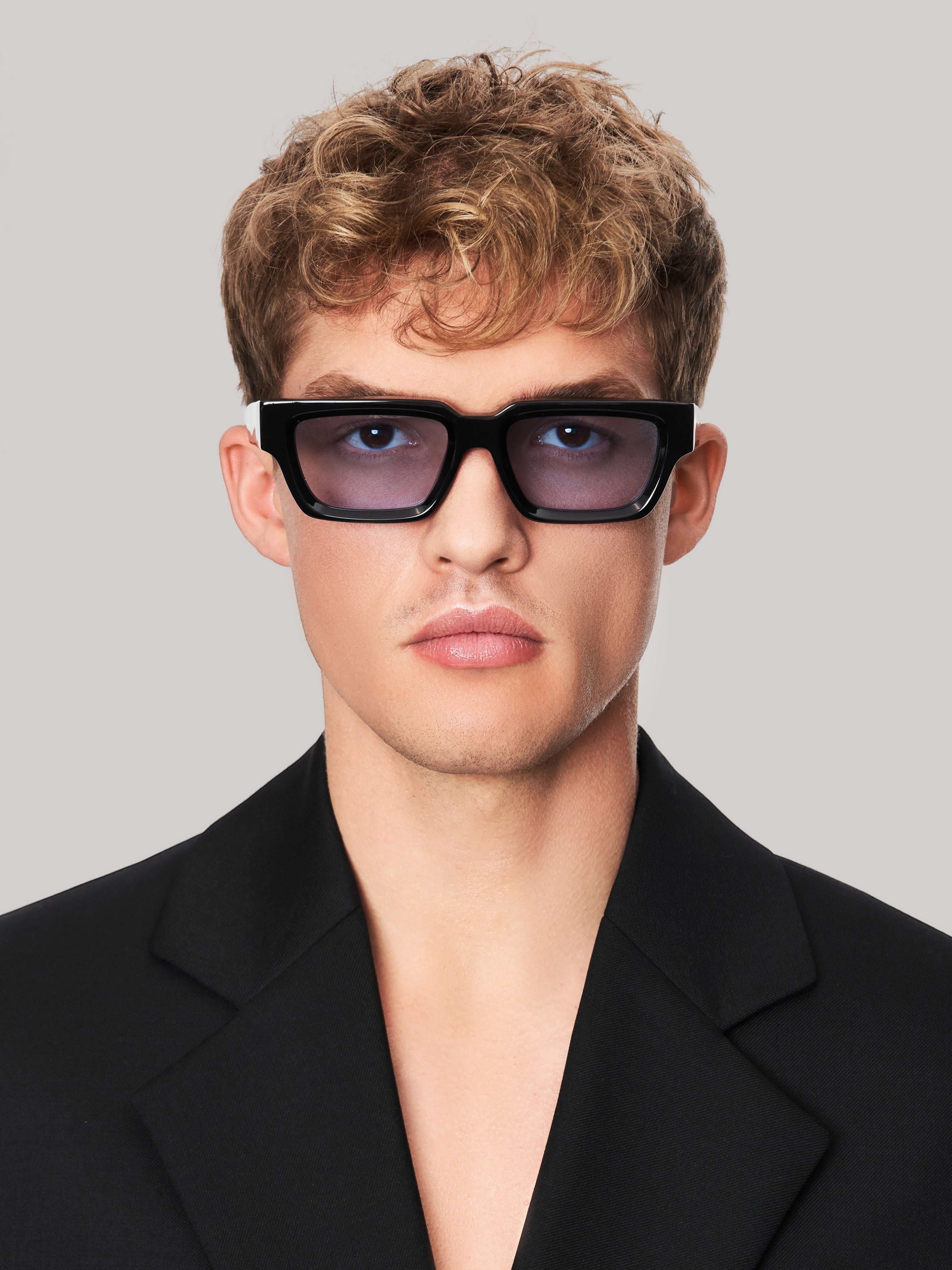 Explore Naruto Nagata online. Exclusive collections of Hollywood sunglasses. The latest Naruto Nagata luxury sunglasses, limited collections and accessories. Shop Now. Shop Best Sellers. Naruto Nagata Eyewear.