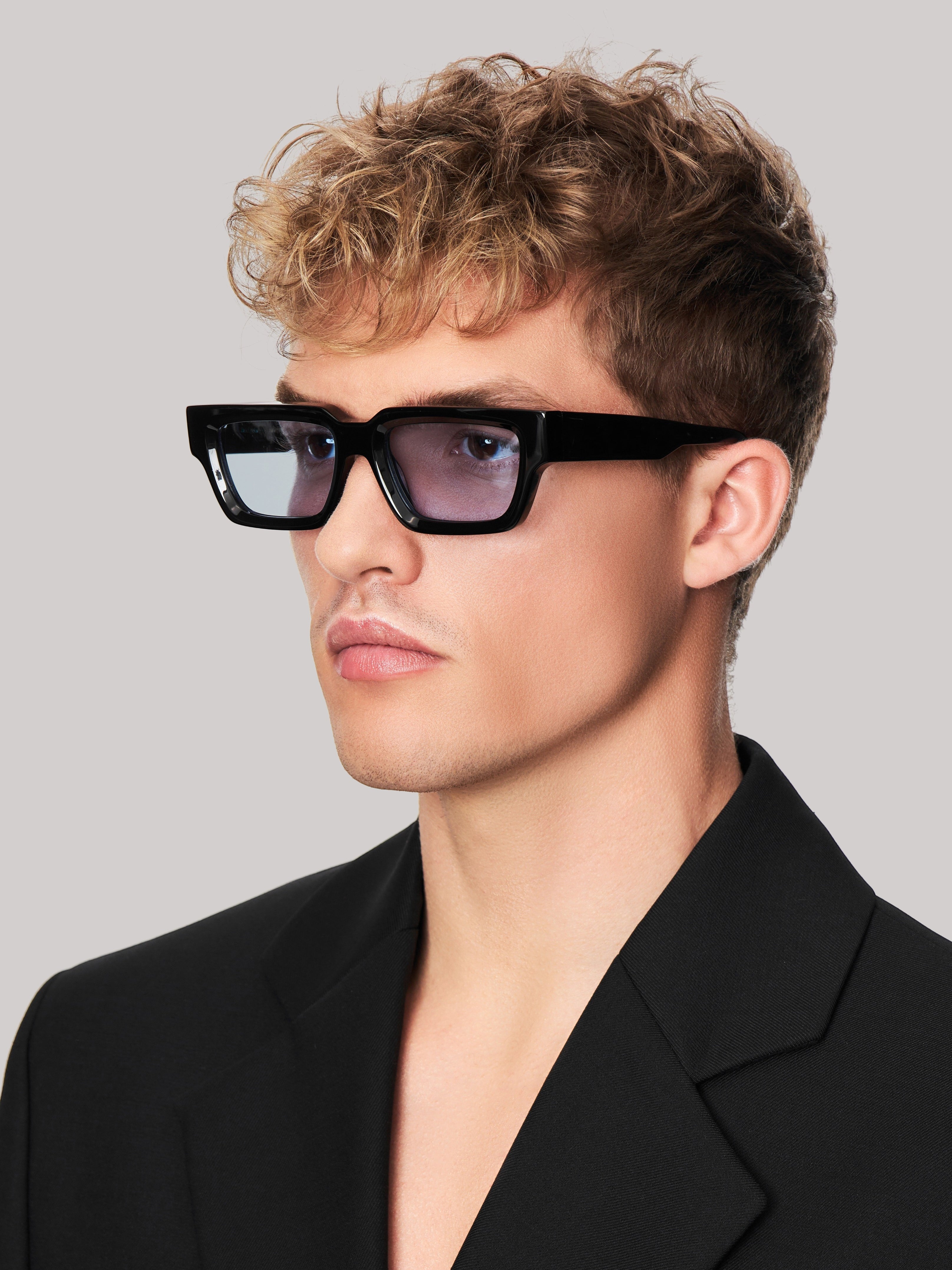 Explore Naruto Nagata online. Exclusive collections of Hollywood sunglasses. The latest Naruto Nagata luxury sunglasses, limited collections and accessories. Shop Now. Shop Best Sellers. Naruto Nagata Eyewear.